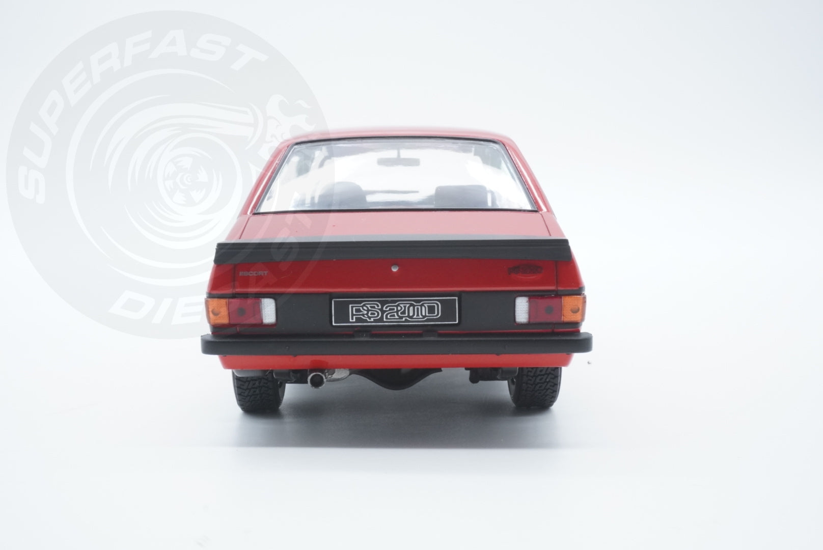 Whitebox 1:24 Scale Diecast Model Car - 1977 Ford Escort Mk2 RS2000, Red - WB124223