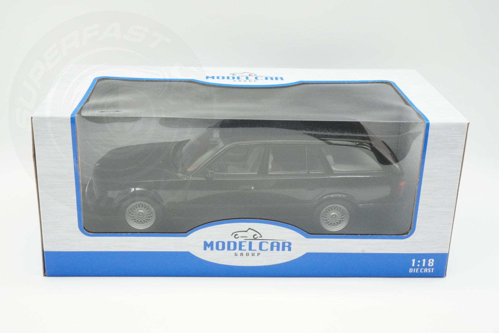 MCG 1:18 Scale Diecast Model Car - 1991 BMW 5 Series (E34) Touring, Black - MCG18329