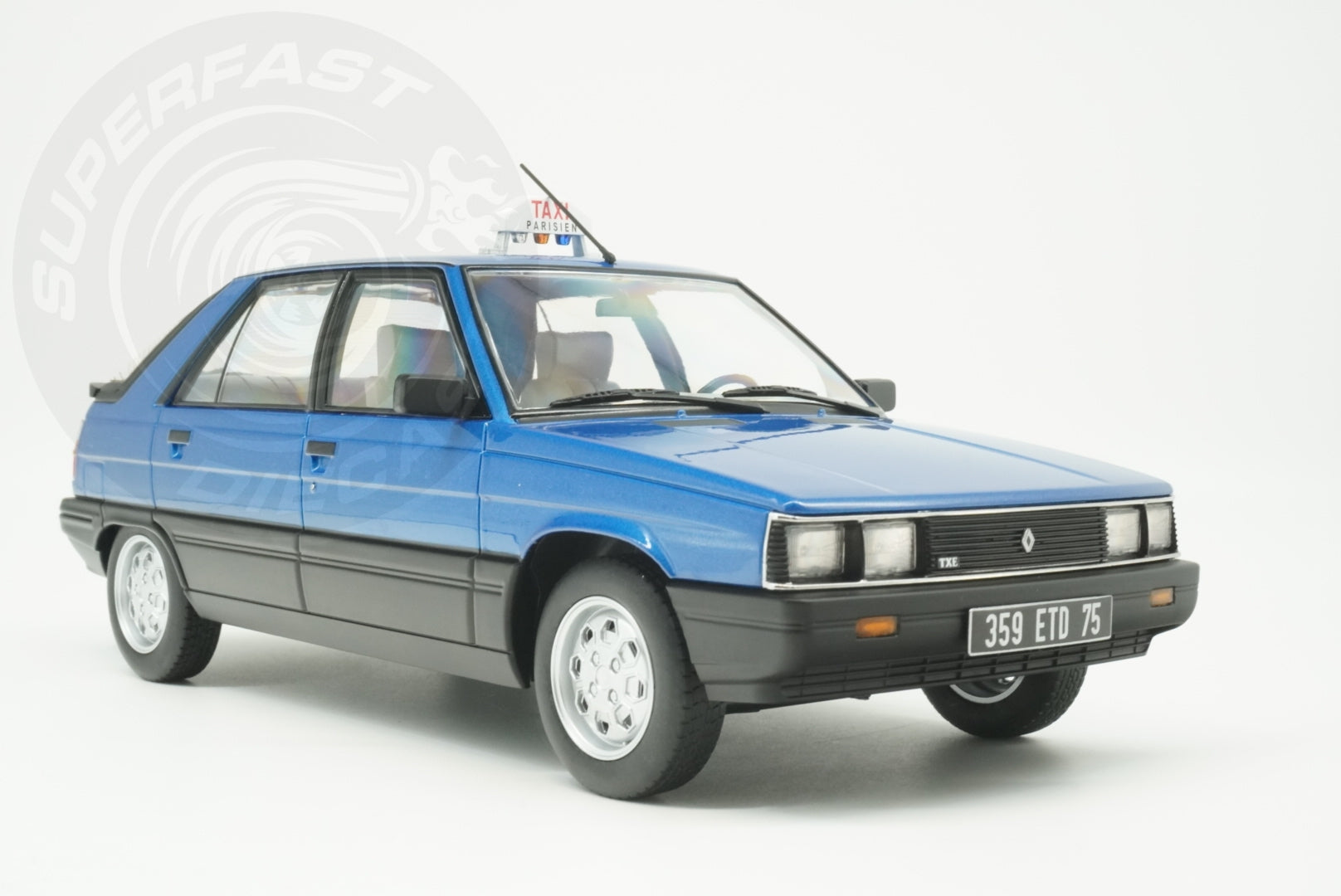 MCG 1:18 Diecast - 1985 Renault 11 GTL Taxi, James Bond 007 - A View to a Kill, Blue - MCG18833