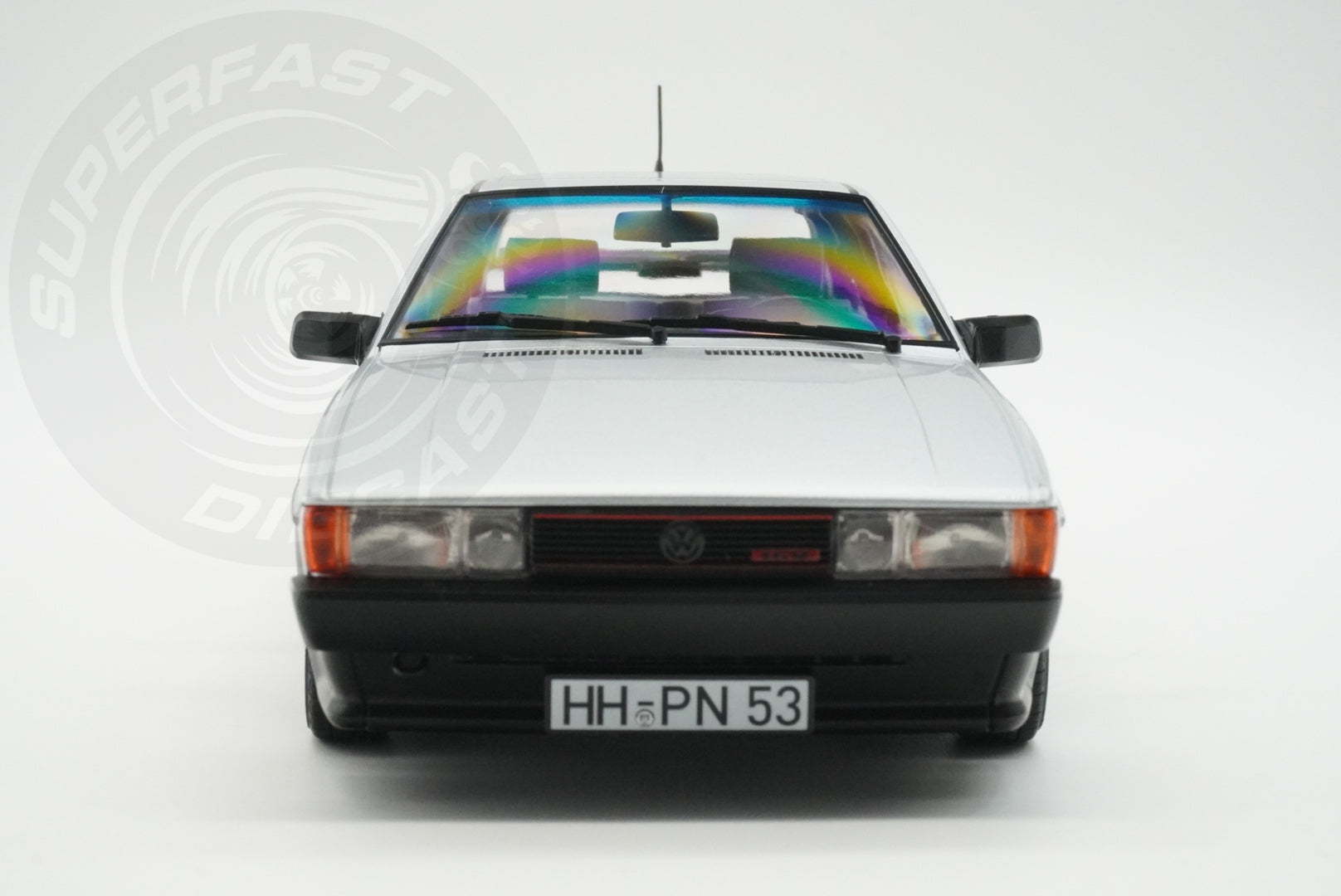 Norev 1:18 Scale Diecast - 1988 VW Volkswagen Scirocco GTX 16V, Flash Silver - 188635