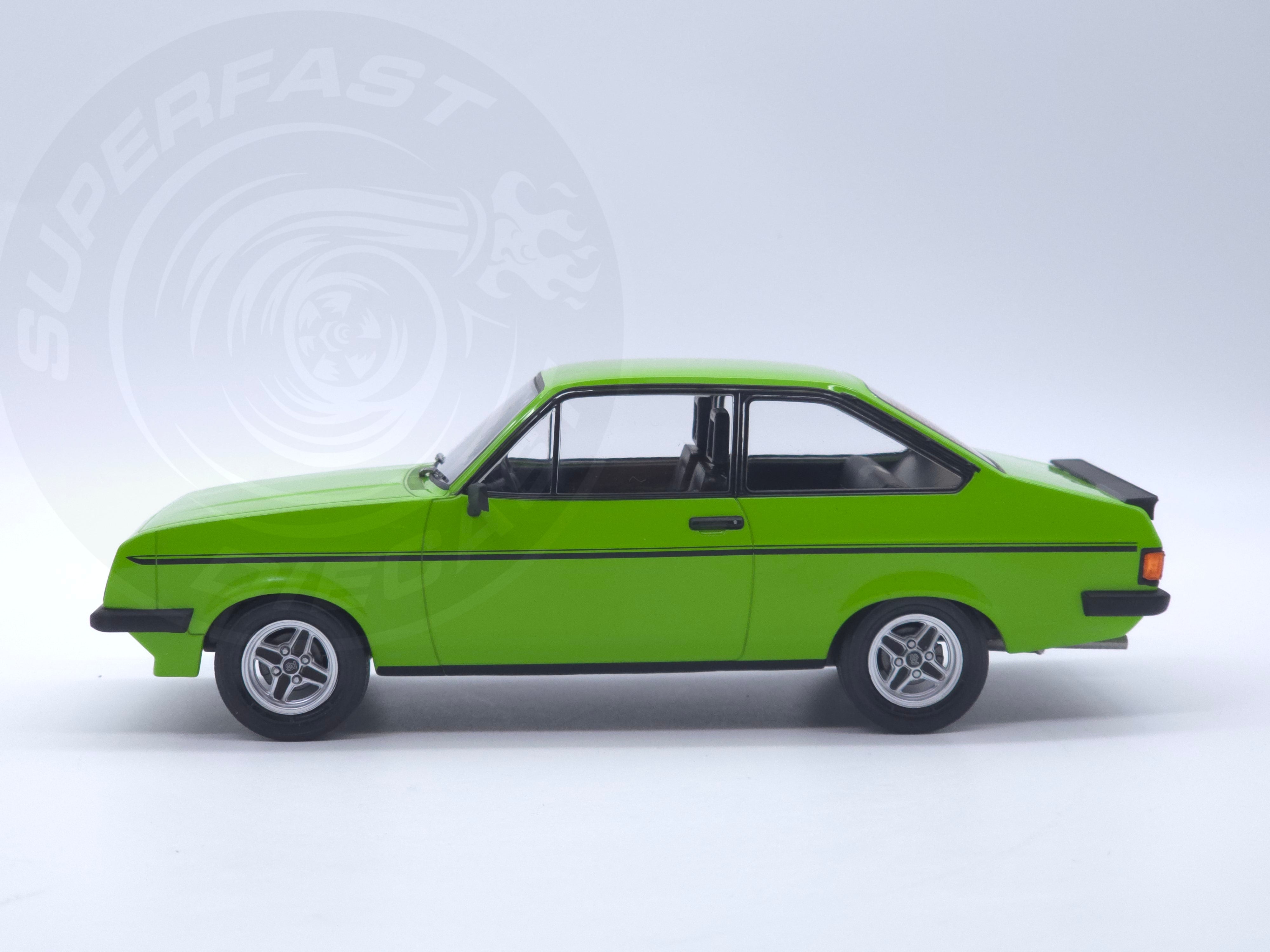 MCG 1:18 Ford Escort Mk2 RS2000 RHD, Green