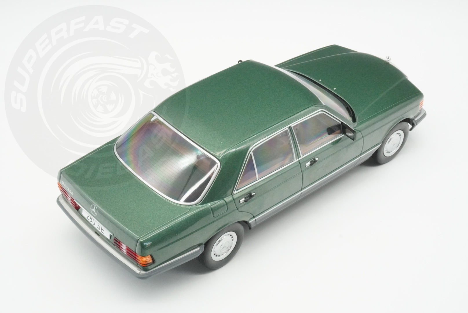 MCG 1:18 Scale Diecast Model Car -  1979 Mercedes S-Class 280 SE (W126), Green - MCG18549