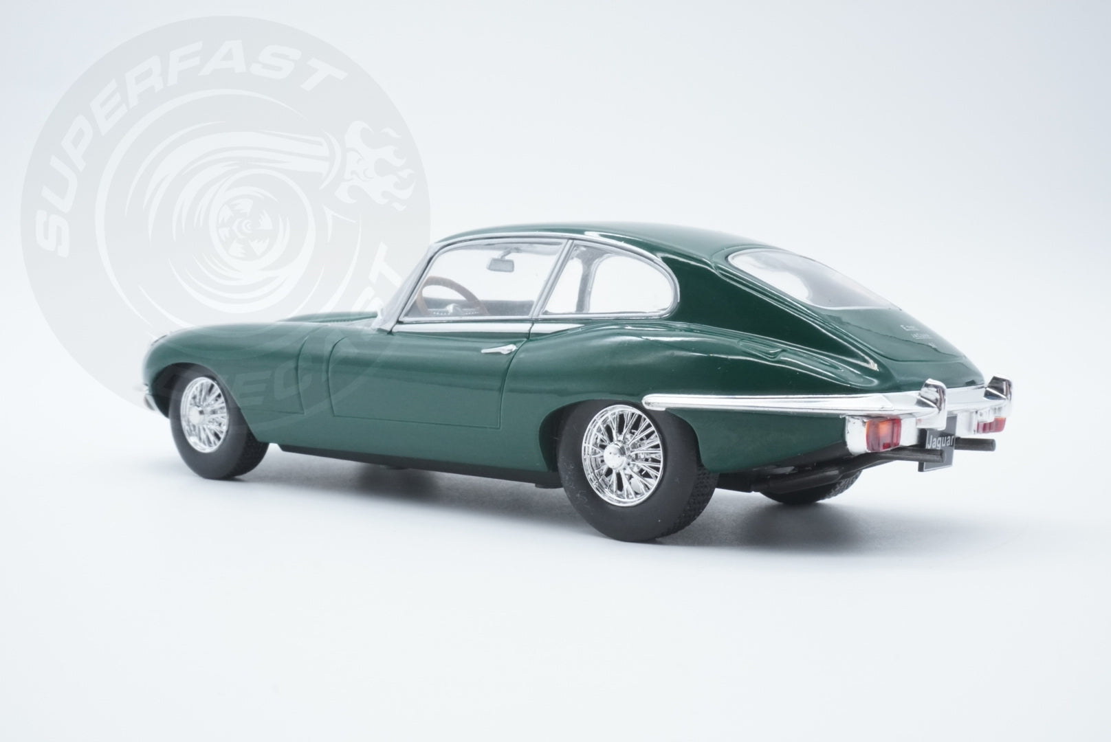 Whitebox 1:24 Scale Diecast Model Car - Jaguar E-Type, Green