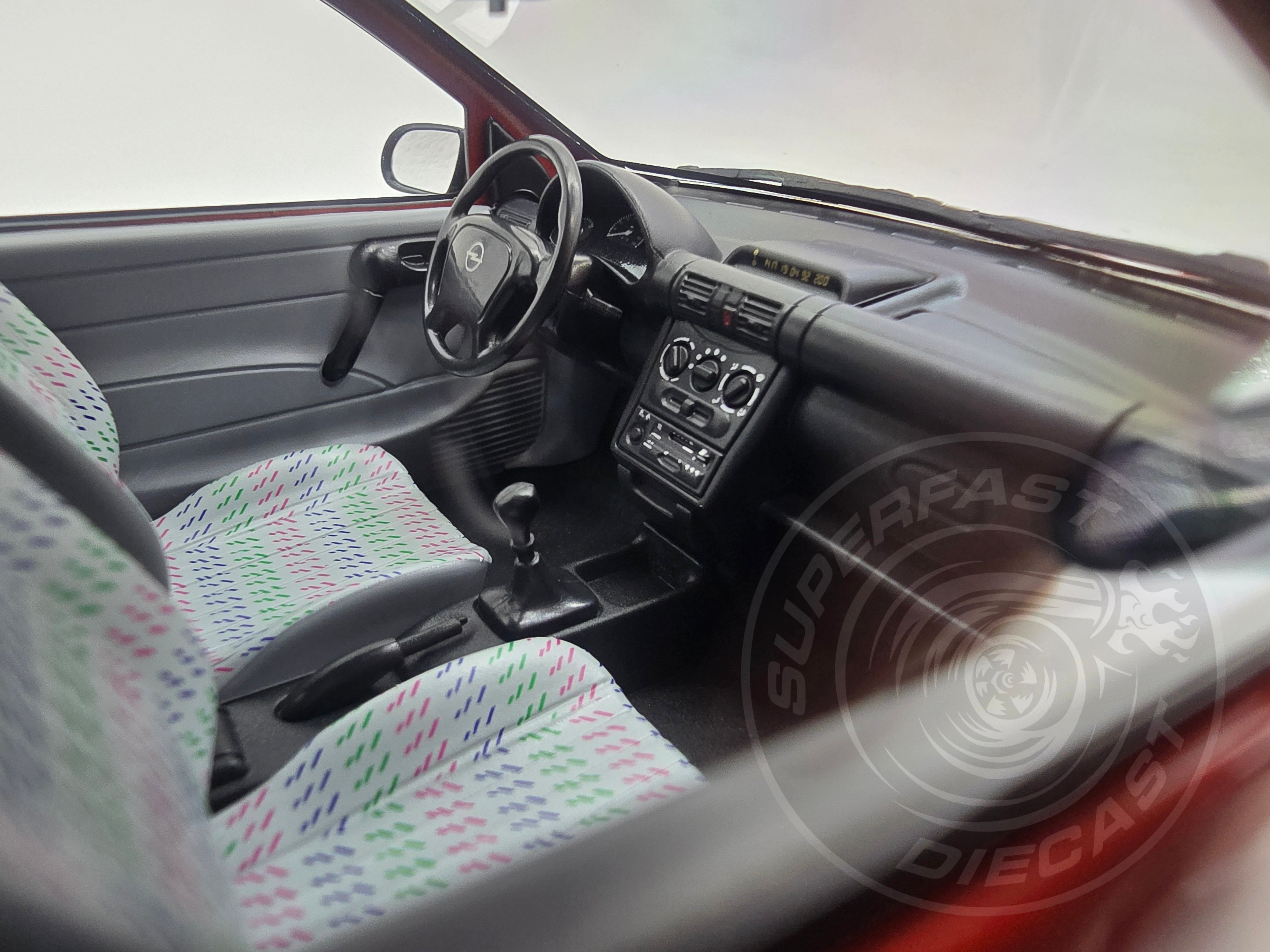 MCG 1:18 Scale Diecast - 1993 Opel Corsa B, Red - MCG18513