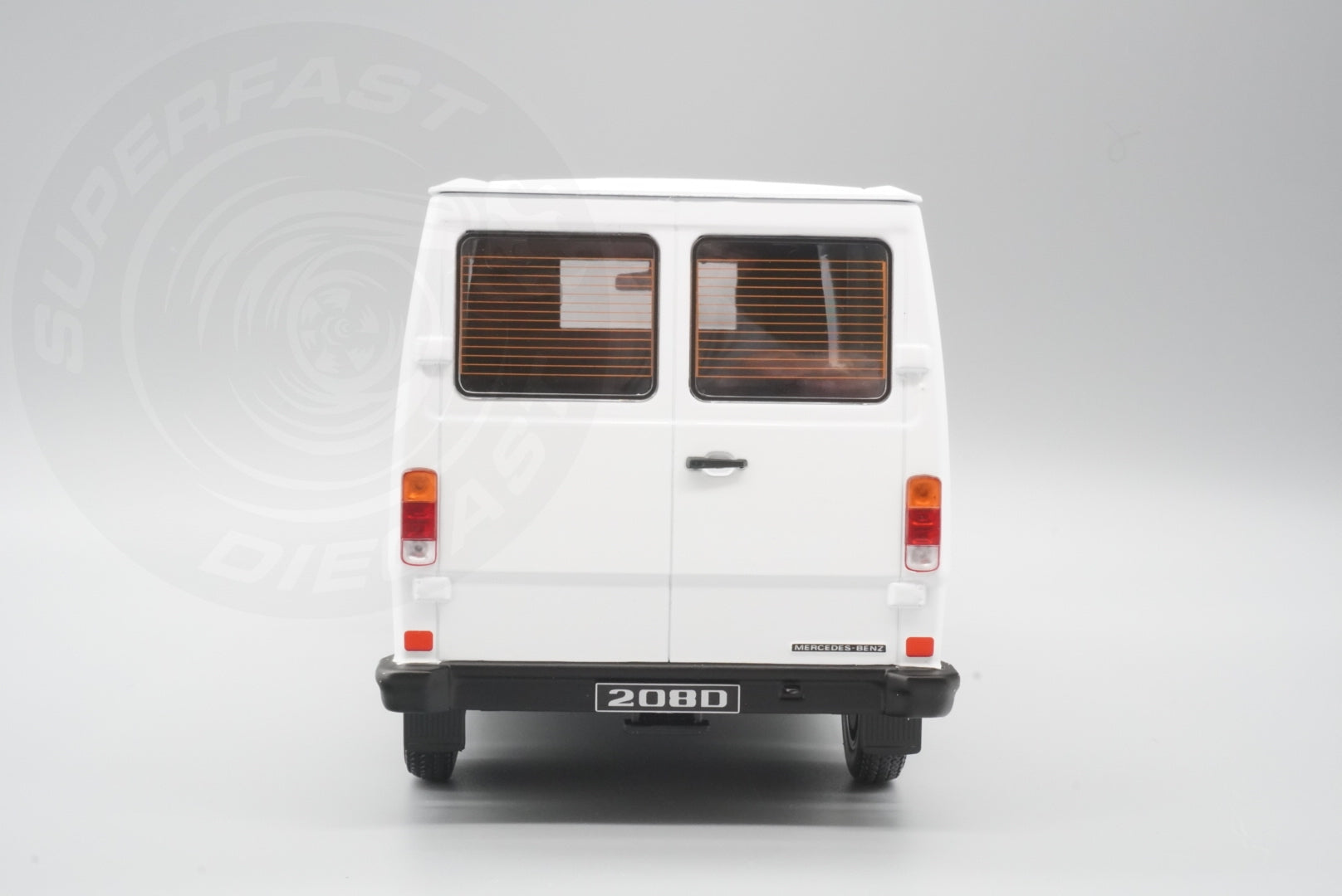 KK Scale 1:18 Scale Diecast - 1988 Mercedes 208 D Delivery Van, White - KKDC180301