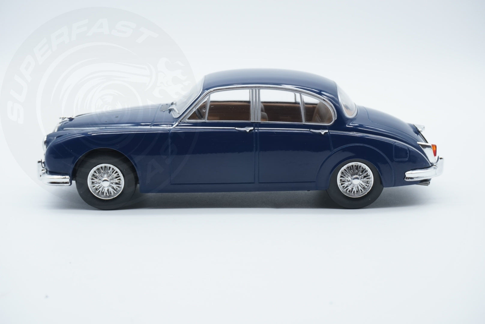 Whitebox  1:24 Scale Diecast - 1959 Jaguar Mk 2 in Blue - WB124201