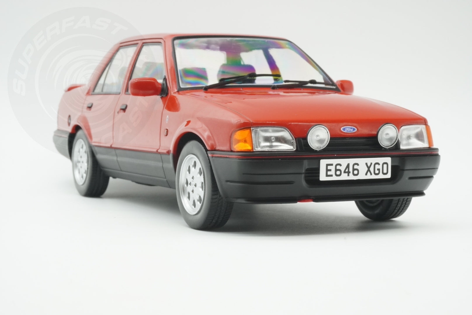 MCG 1:18 Scale Diecast - Ford Orion Mk II 1600i Ghia RHD with Pepperpot Alloys, Red (UK Exclusive 500pcs) - MCG18647