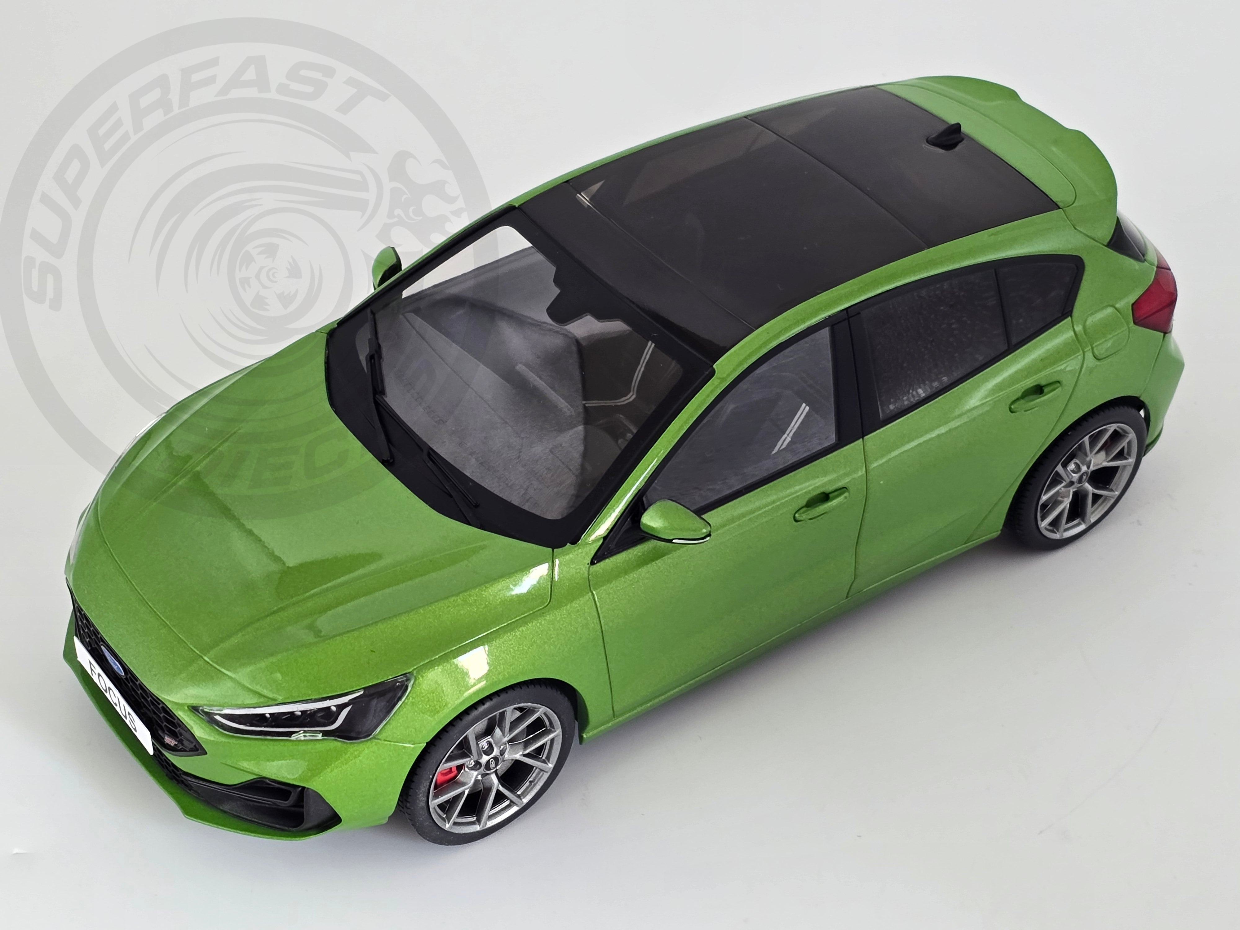 MCG 1:18 Scale Diecast Model Car -  2022 Ford Focus ST, Green