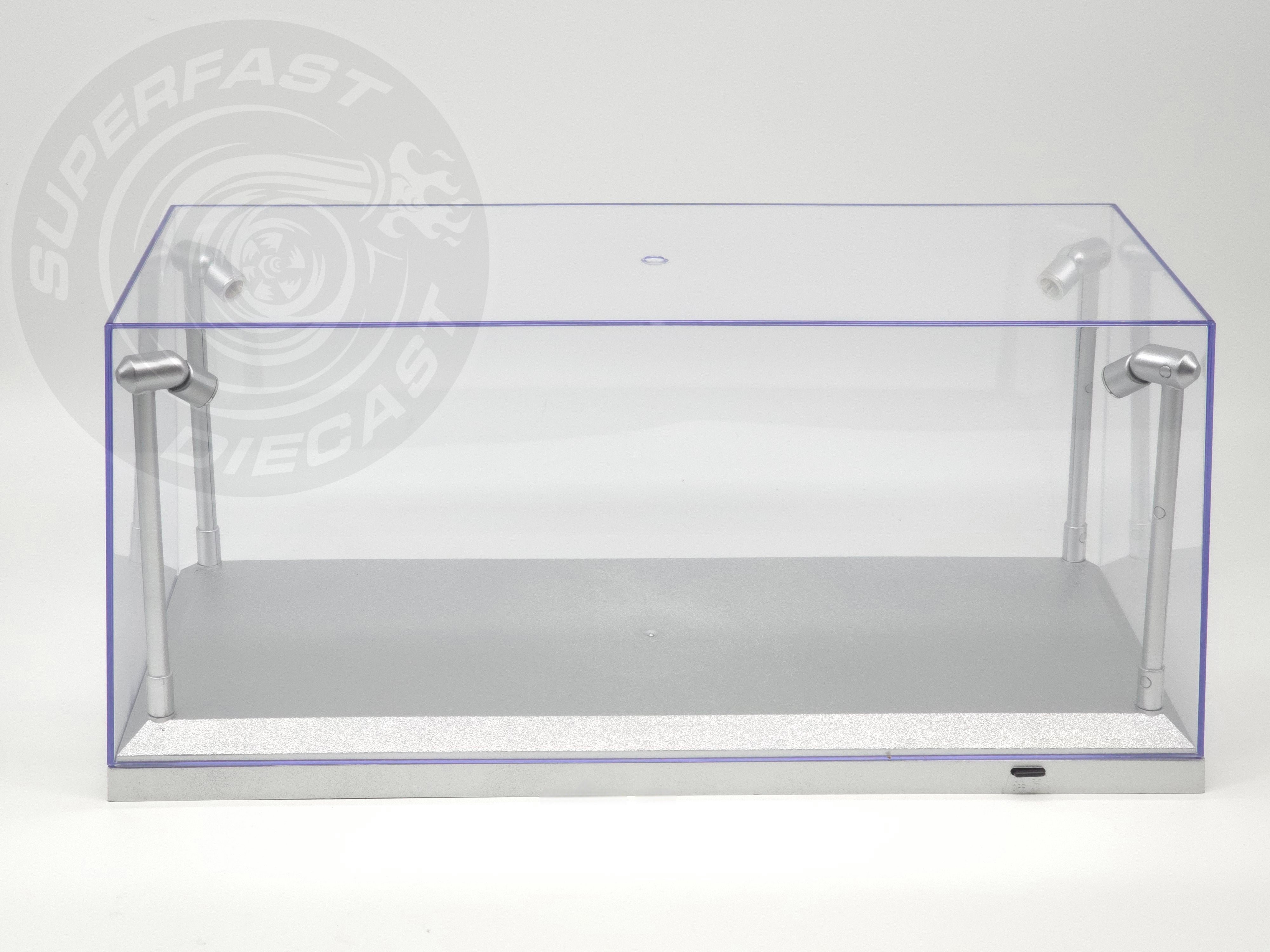 Triple 9 - 1:18 LED DISPLAY CASE, 4 ADJUSTABLE LIGHTS 35 X 15 X 16CM WITH SILVER BASE - 189922