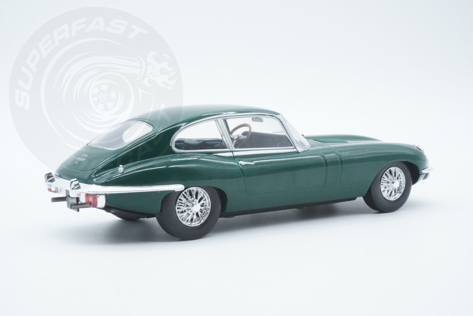 Whitebox 1:24 Scale Diecast Model Car - Jaguar E-Type, Green