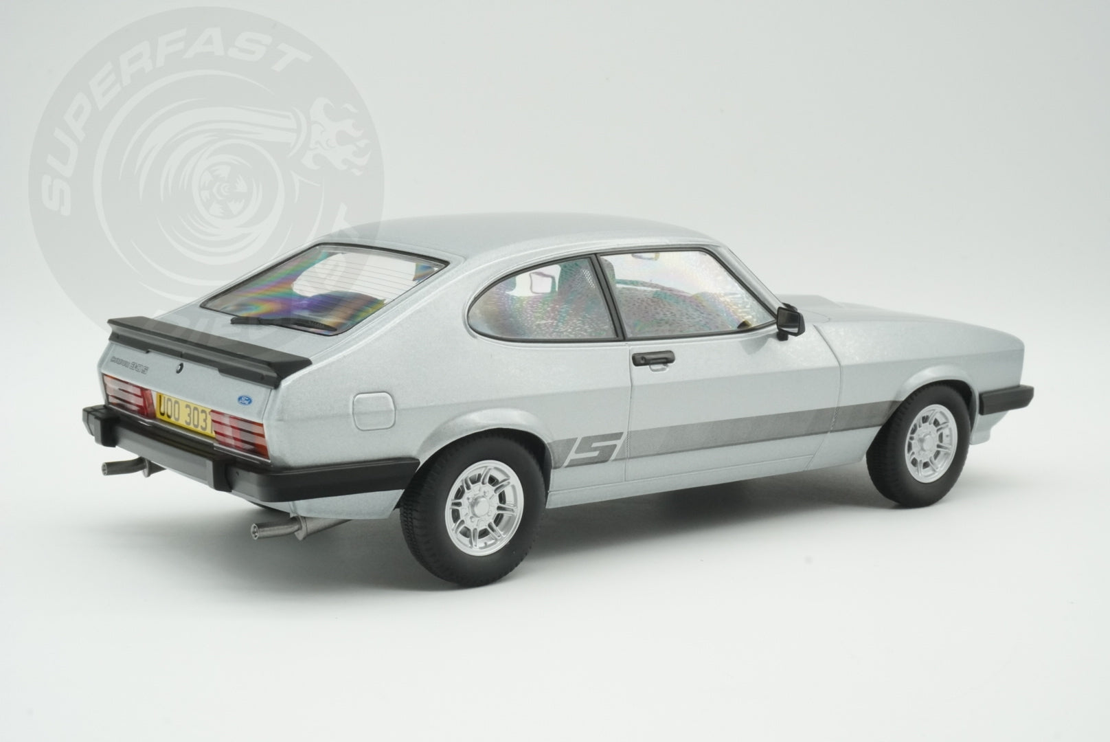 MCG 1:18 Scale Diecast - Ford Capri Mk III, Silver - (RHD UK Exclusive - The Professionals) - MCG18797