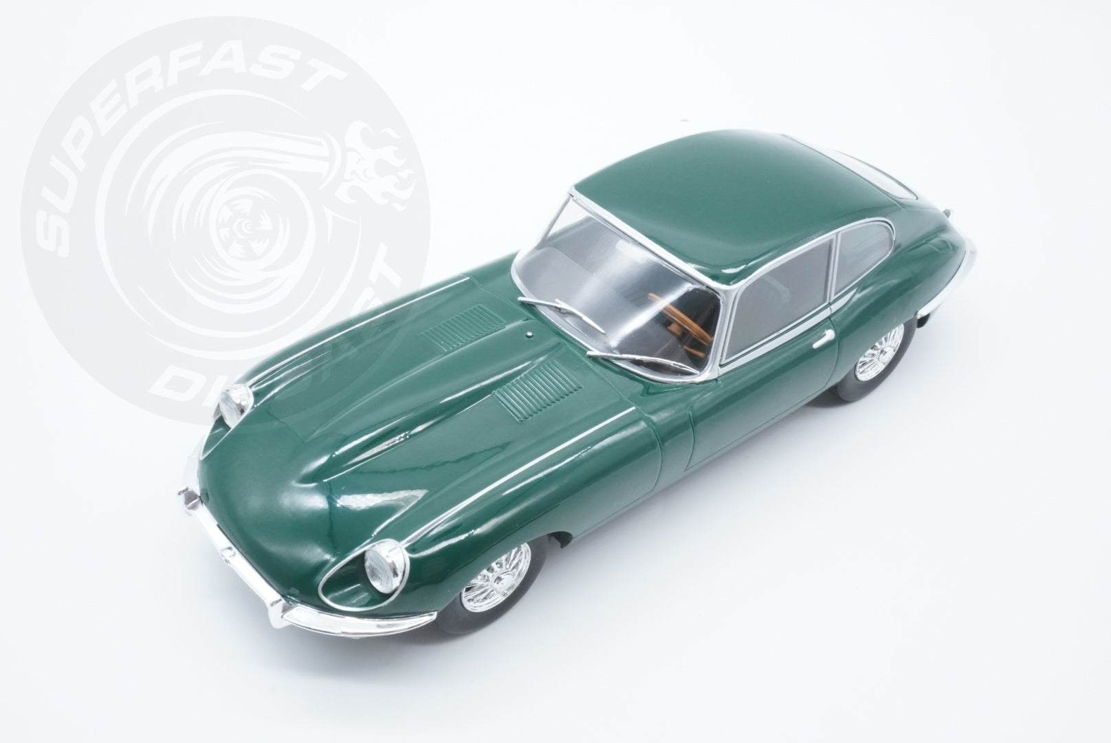 Whitebox 1:24 Scale Diecast Model Car - Jaguar E-Type, Green