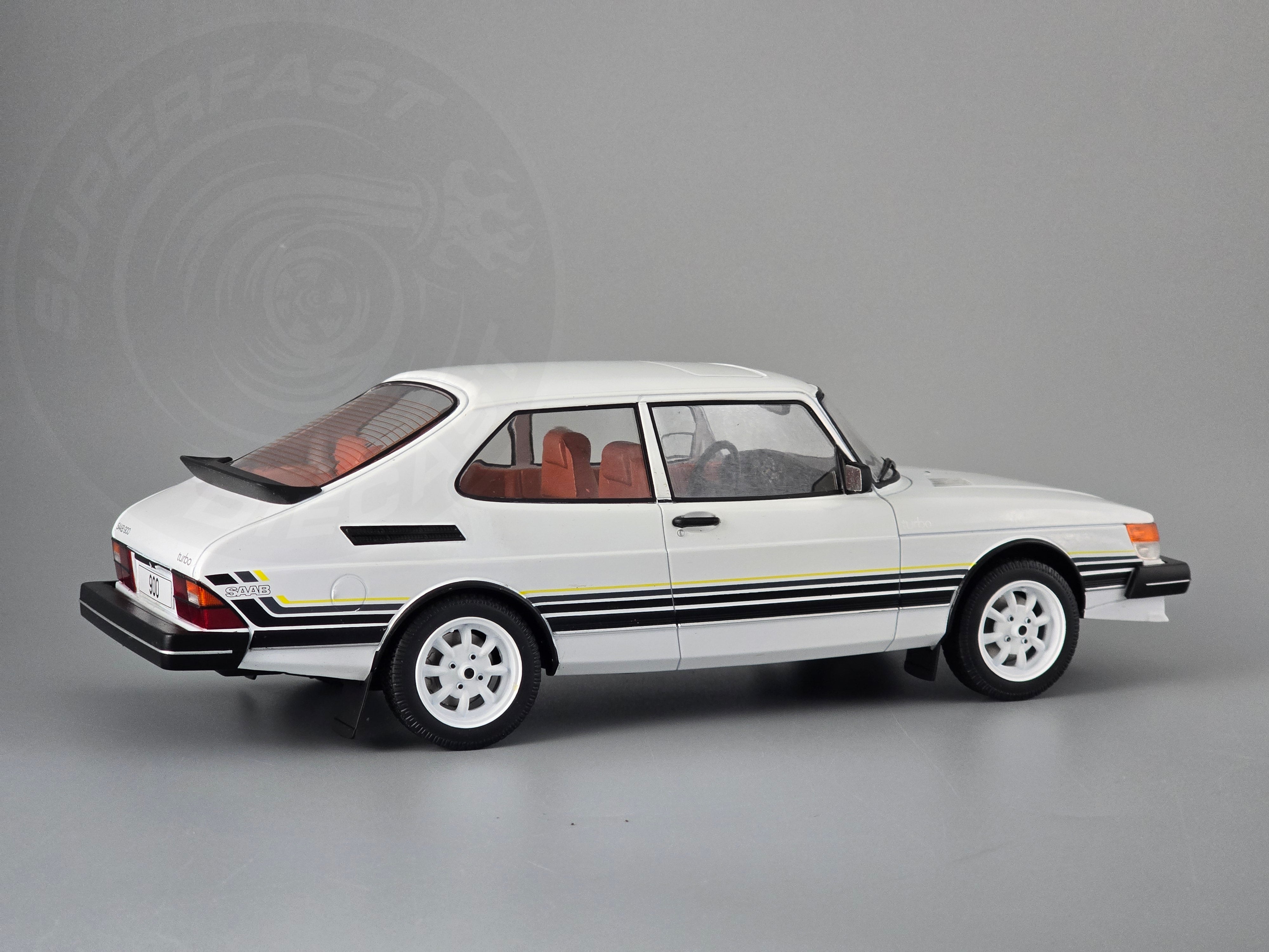 MCG 1:18 Scale Diecast - 1981 Saab 900 Turbo in White - MCG18339