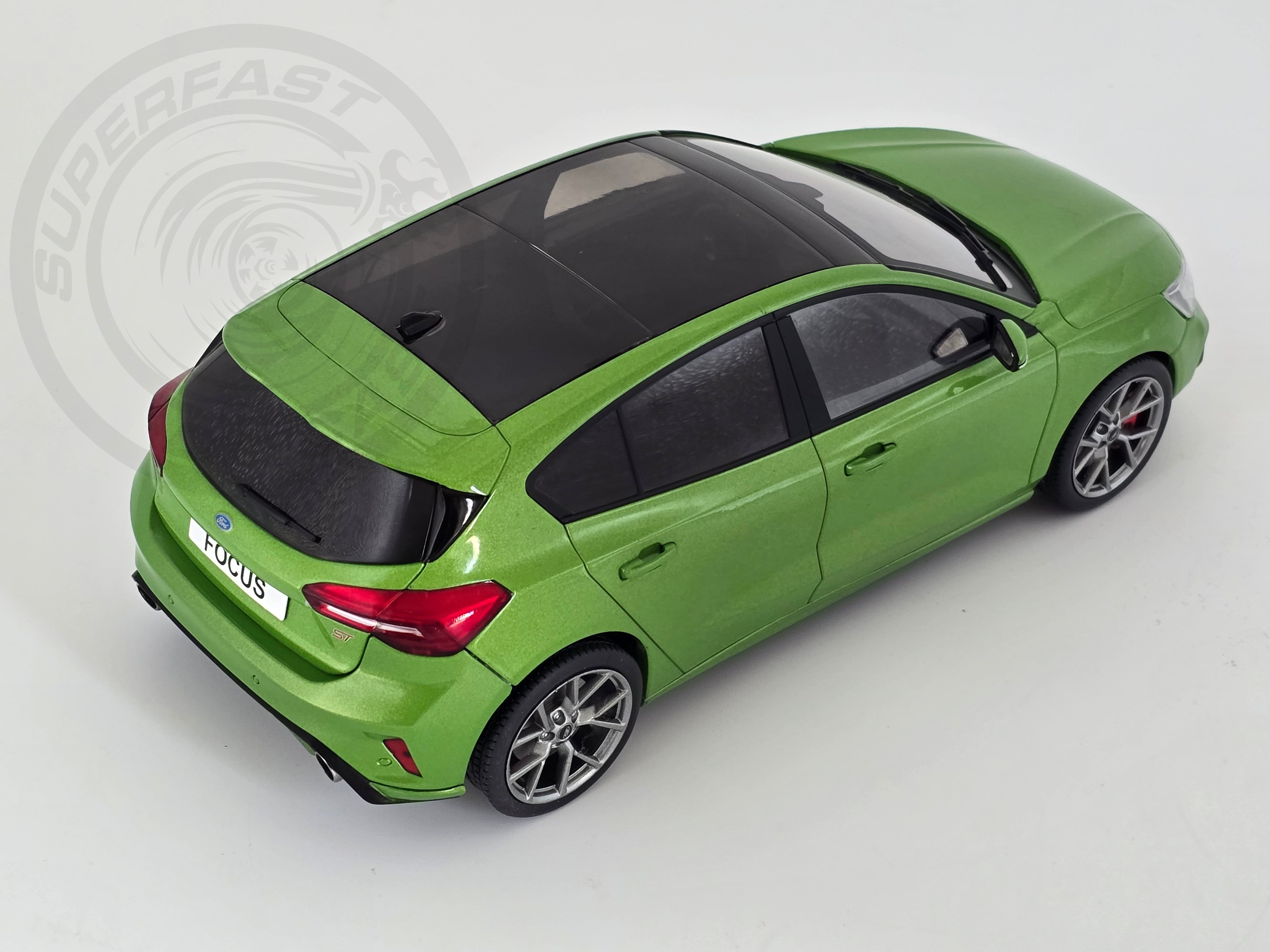 MCG 1:18 Scale Diecast Model Car -  2022 Ford Focus ST, Green