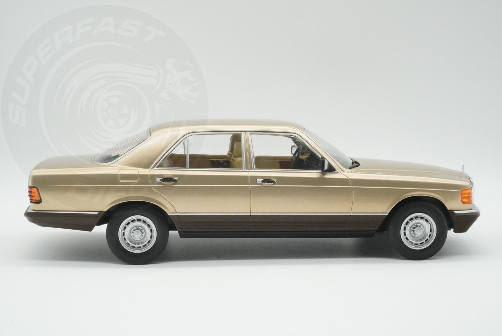 MCG 1:18 Scale Diecast Model Car - 1972 Mercedes S-Class 500 SE (W126), Beige - MCG18550