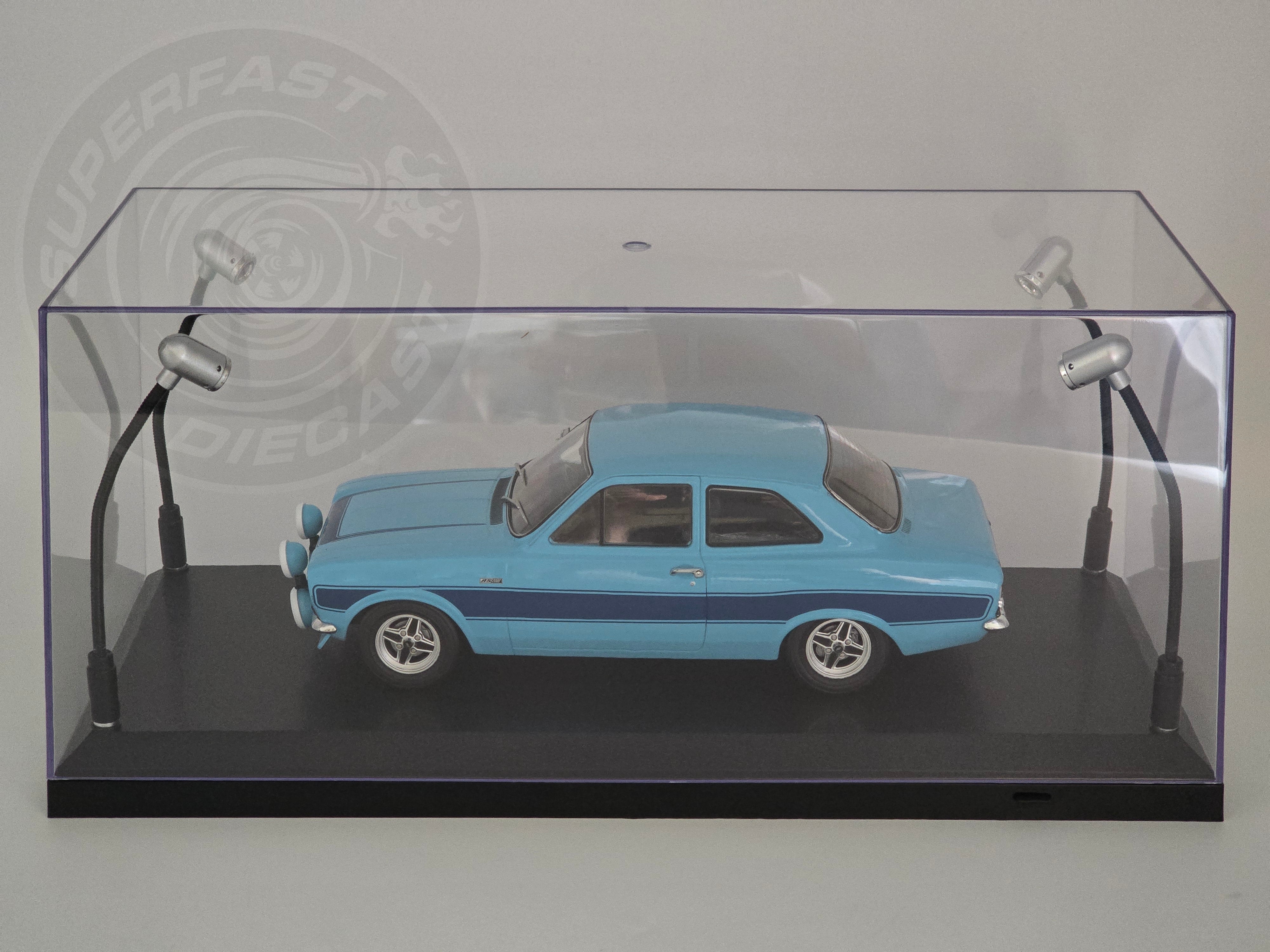 Triple 9 - 1:18 LED DISPLAY CASE, 4 ADJUSTABLE LIGHTS 35.5 X 15.6 X 16CM WITH BLACK BASE - T9-189910