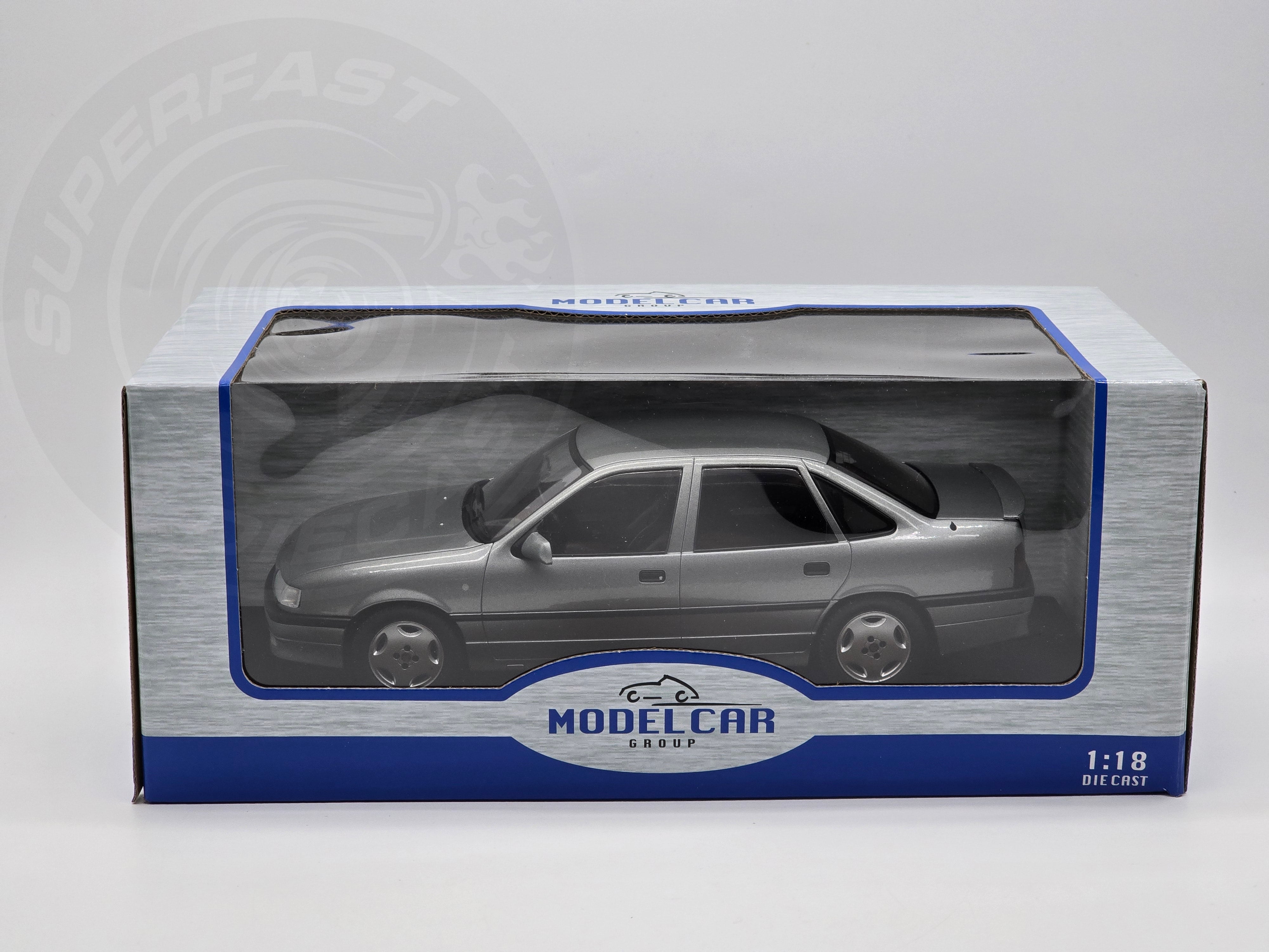 MCG 1:18 Scale Diecast - Vauxhall Cavalier GSi 2000 16v RHD, Grey (UK Exclusive 300pcs) - 18849