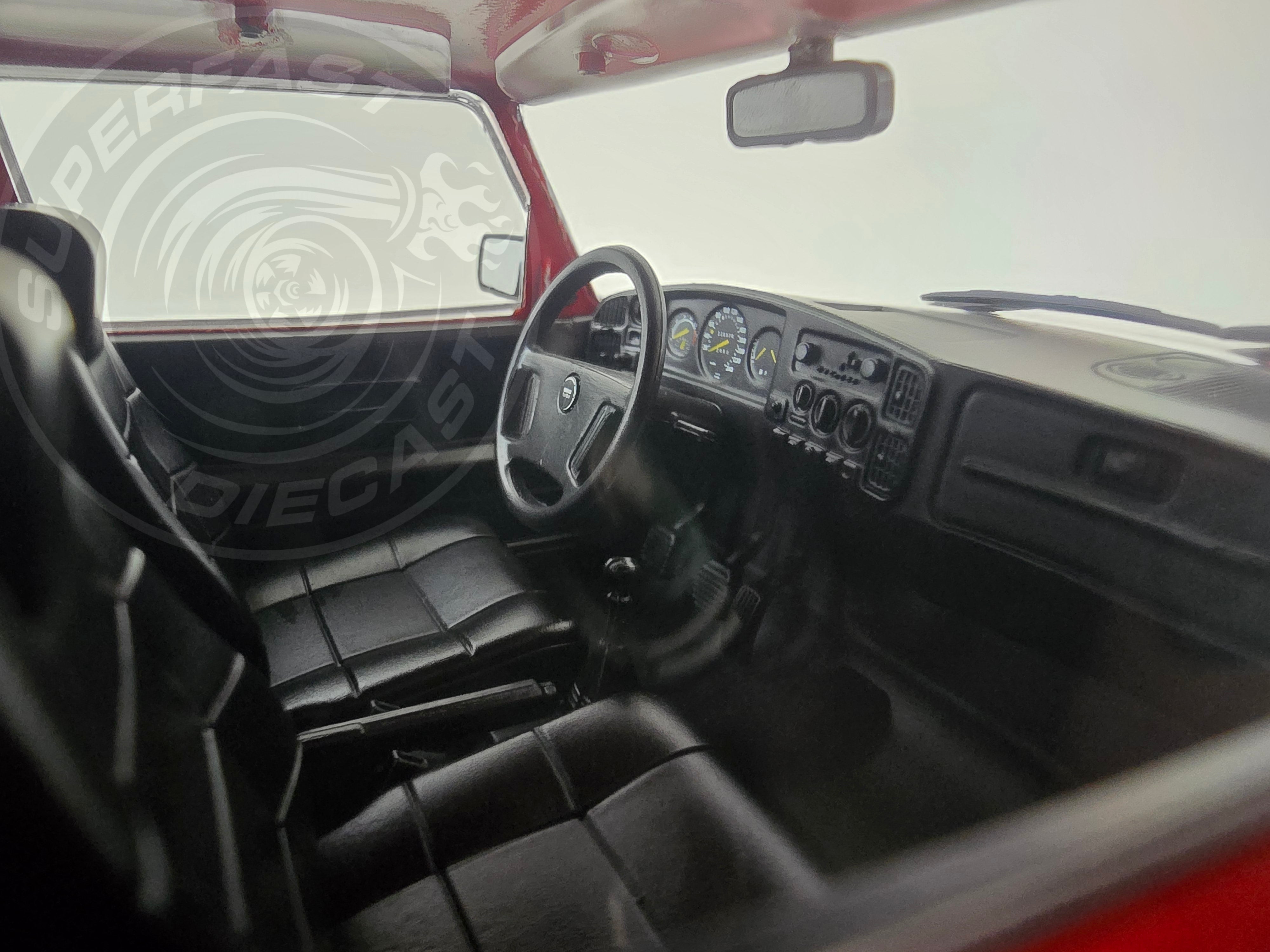 MCG 1:18 Scale Diecast Model Car - Saab 900 Turbo in Red - 1981