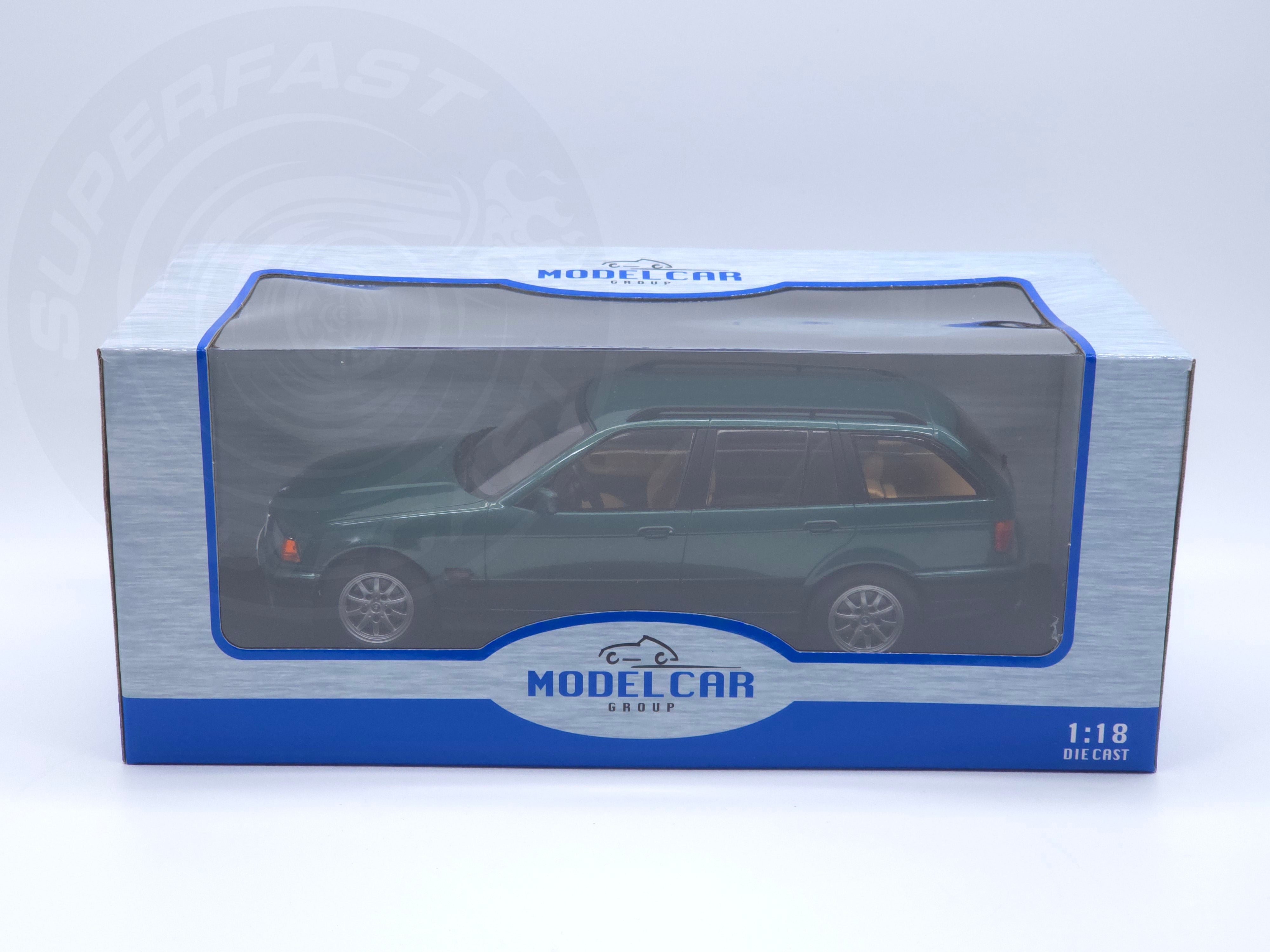 MCG 1:18 Scale Diecast Model, 1995 BMW 3 Series (E36) Touring, Green - MCG18366