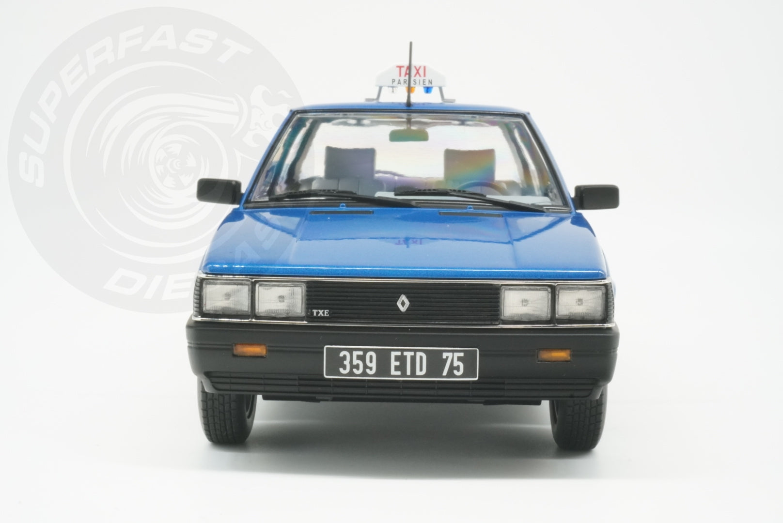 MCG 1:18 Diecast - 1985 Renault 11 GTL Taxi, James Bond 007 - A View to a Kill, Blue - MCG18833
