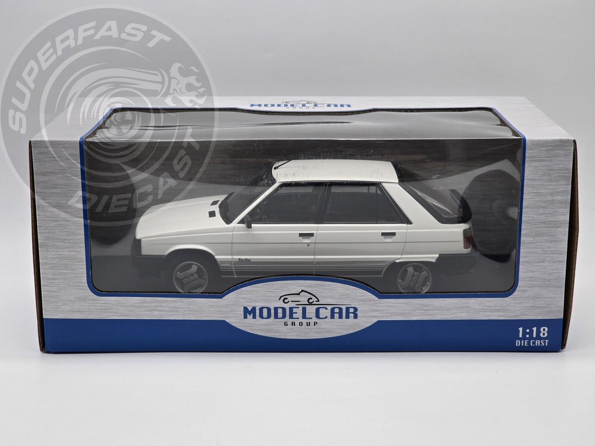 MCG 1:18 Diecast - 1985 Renault 11 GTL, White - MCG18589