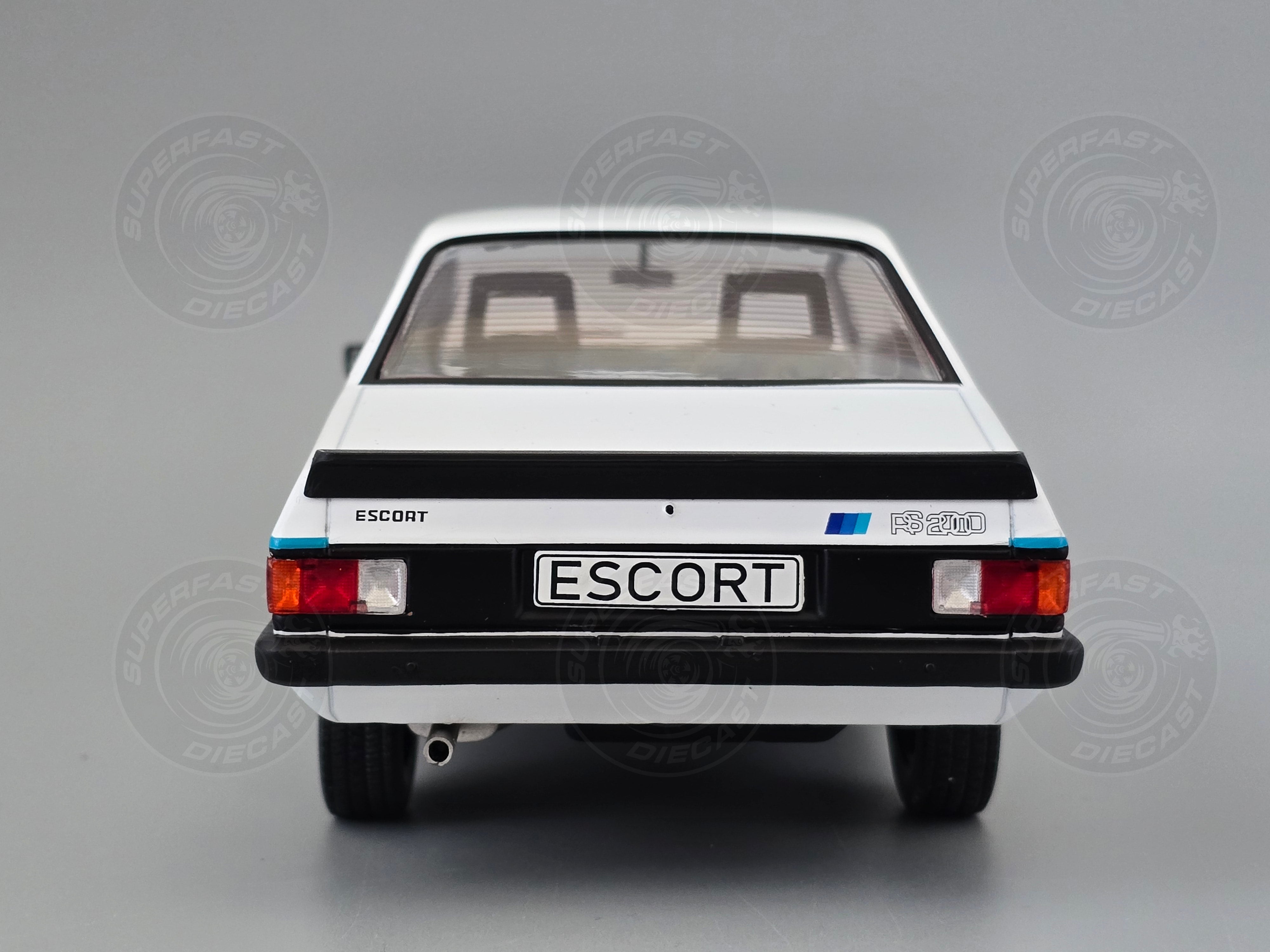 MCG 1:18 Scale Diecast - Ford Escort Mk2 RS 2000, White - MCG18439