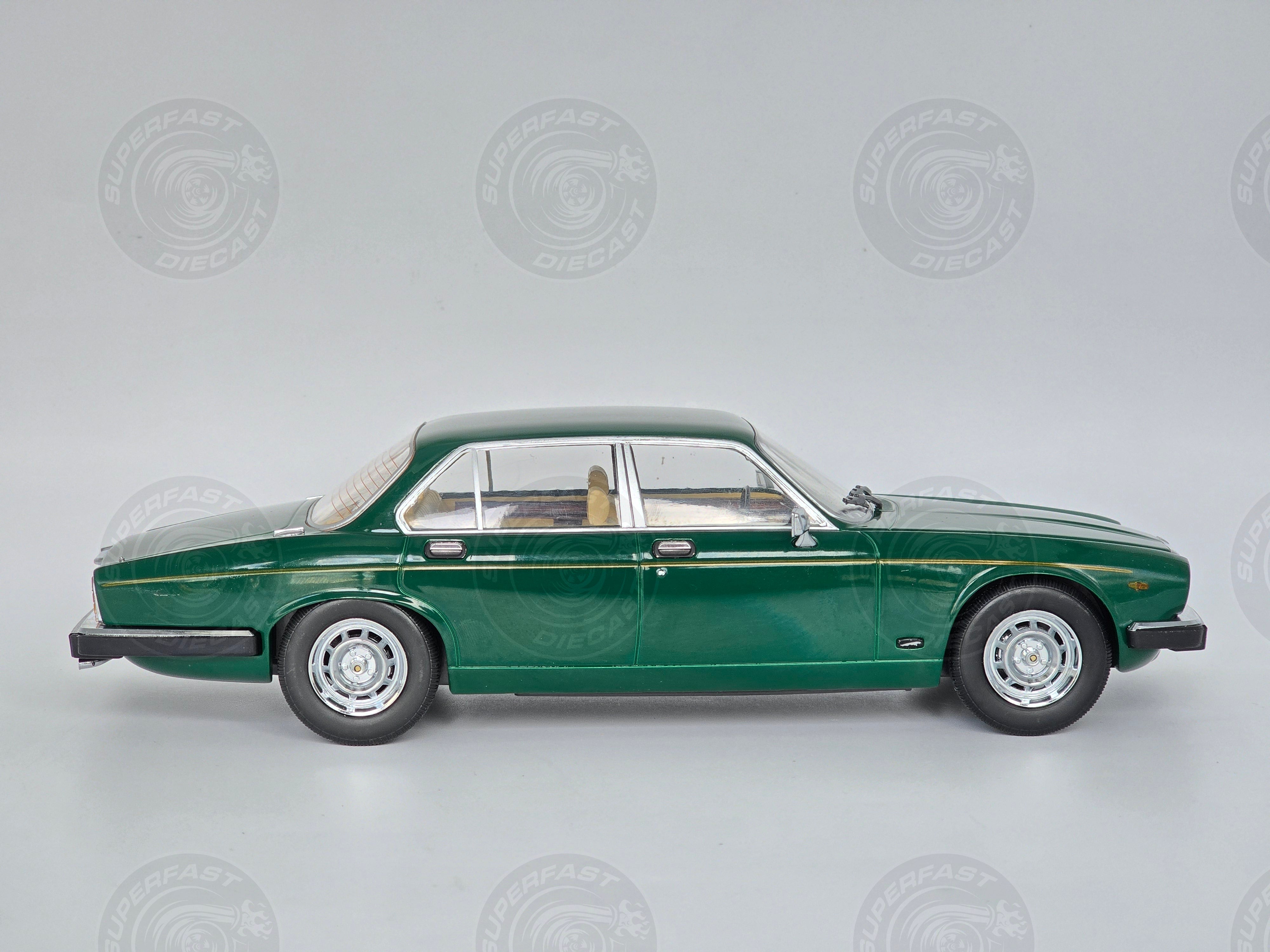 MCG 1:18 Scale Diecast - 1979 Jaguar XJ Series III, Dark Green - MCG18175