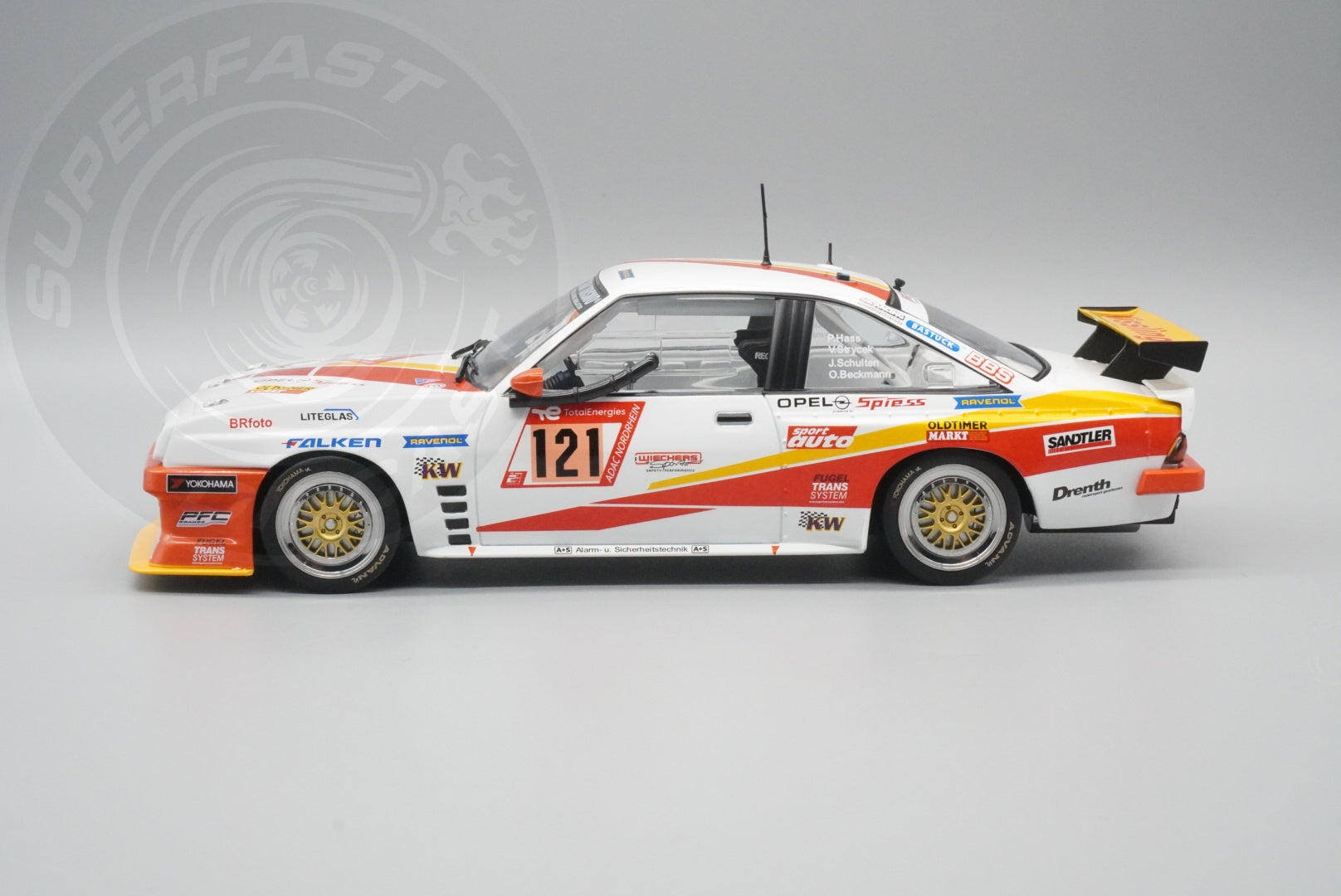 WERK 83 1:18 - Opel Manta #121 24h Nurburgring 2023 Beckmann/Hass/Strycek/Schulten - W18035001