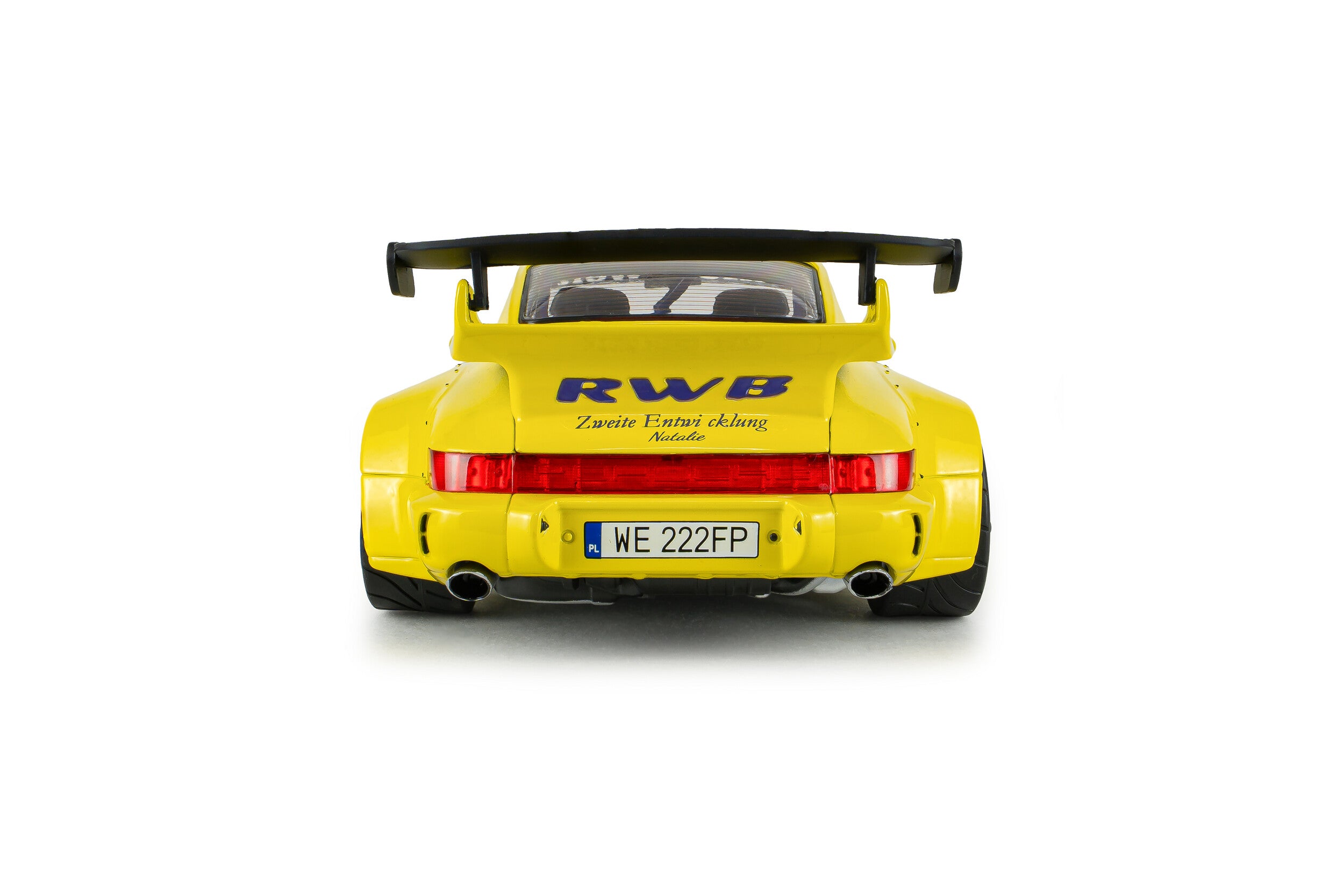 SOLIDO 1:18 Scale Diecast - 2023 Porsche 911 RWB Natalie, Yellow - S1807518