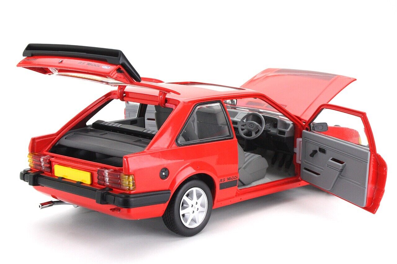 SUNSTAR 1:18 Scale - Ford Escort Mk3 RS 1600i in Red