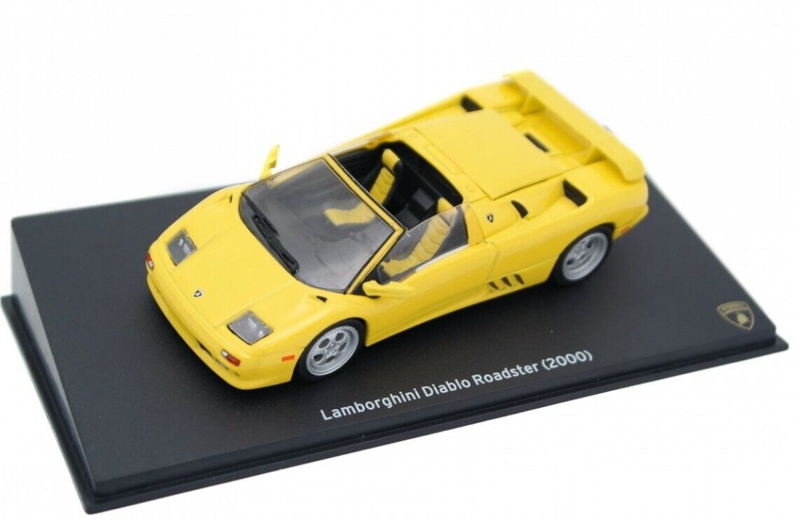 MAG 1:43 Scale Diecast Car Model Lamborghini Diablo Roadster 2000 in yellow