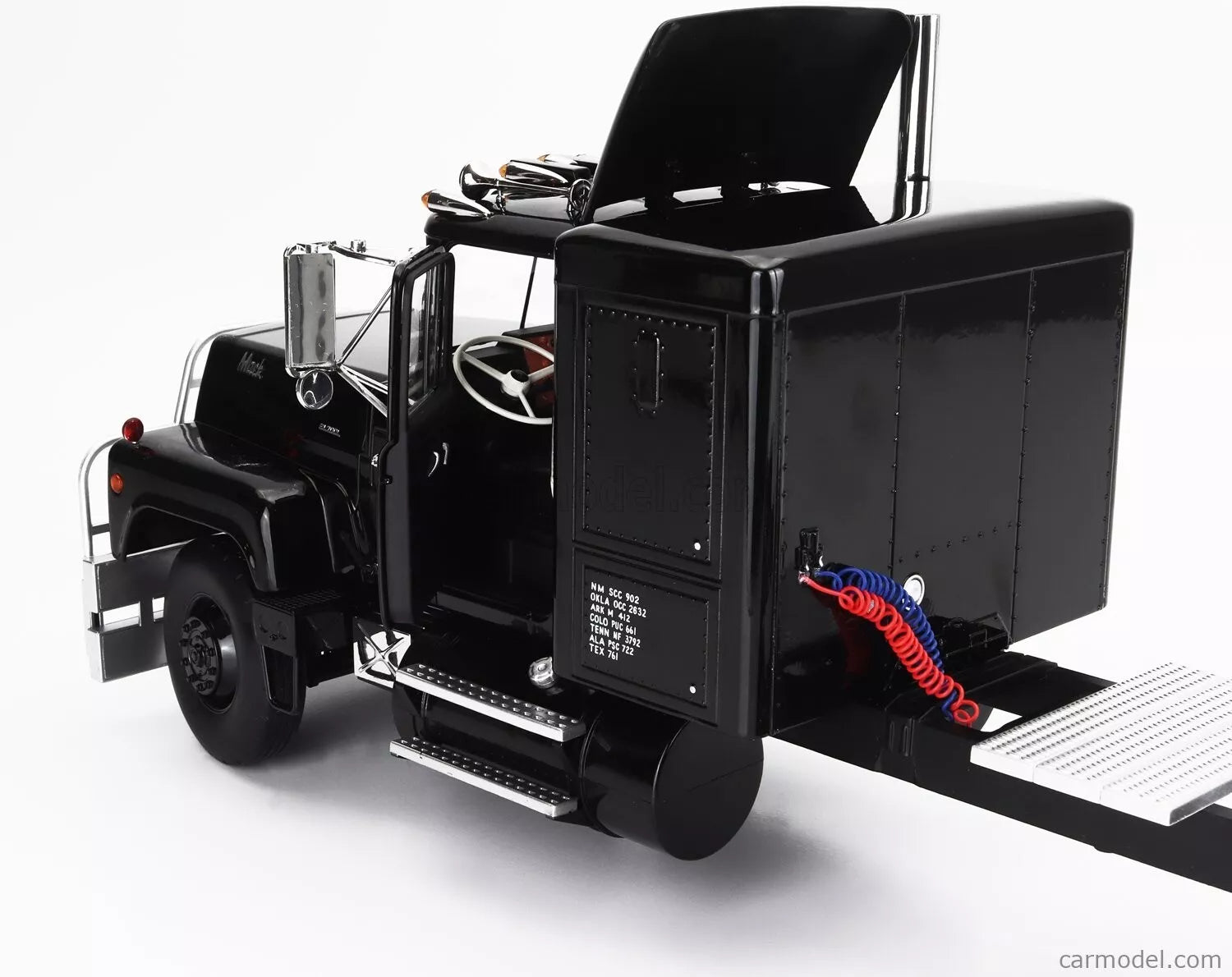 Road Kings 1:18 Mack RL 700L Truck Diecast limited edition (Convoy - Rubber Duck), Black - RK180171
