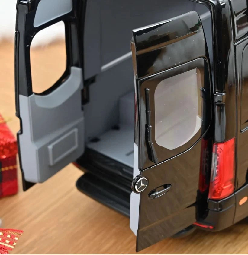 Norev 1:18 Scale Diecast - 2018 MERCEDES SPRINTER , Black - NV183041
