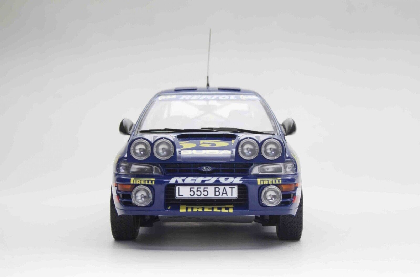 Sunstar 1:18 Subaru Impreza WRC Night Race 1st Rally New Zealand '94 Colin McRae