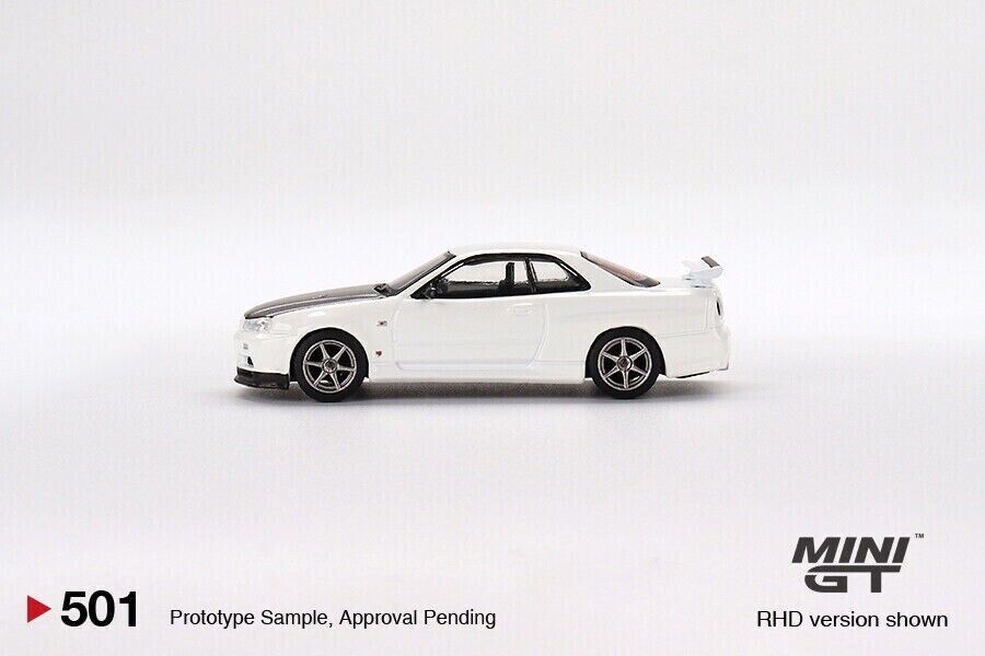 Mini GT 1:64 Die-cast Car #501 Nissan Skyline GT-R (R34) V-Spec II N1 White RHD