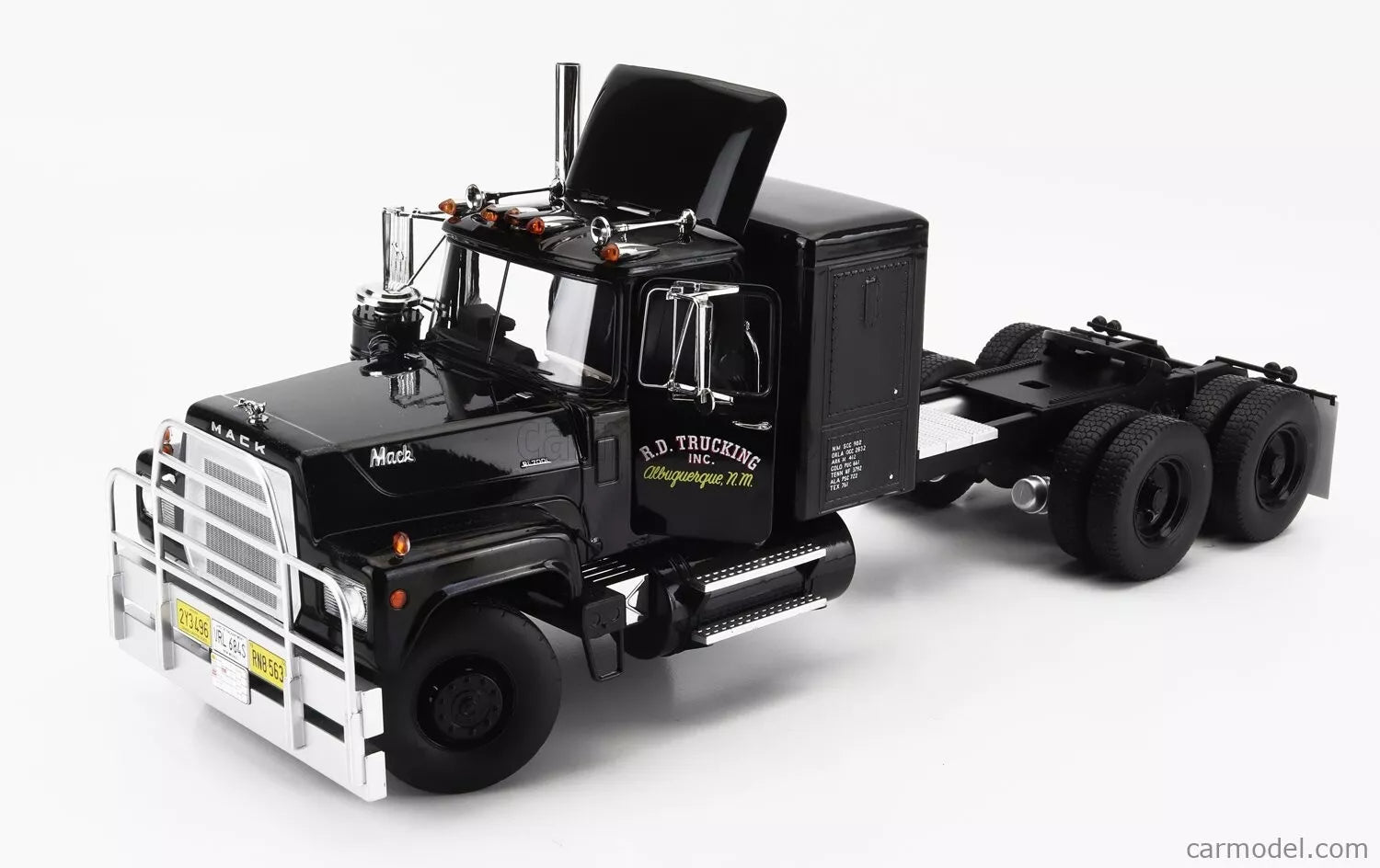 Road Kings 1:18 Mack RL 700L Truck Diecast limited edition (Convoy - Rubber Duck), Black - RK180171