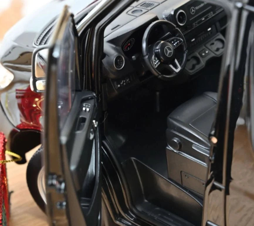 Norev 1:18 Scale Diecast - 2018 MERCEDES SPRINTER , Black - NV183041