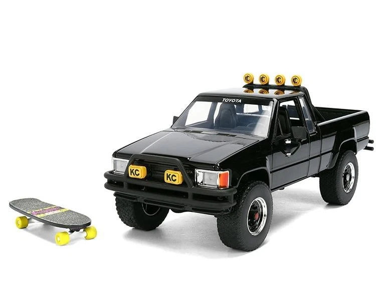 Jada 1:24 Scale - Back To The Future Marty's Skateboard and 1985 Toyota SR5 Pickup - 36479