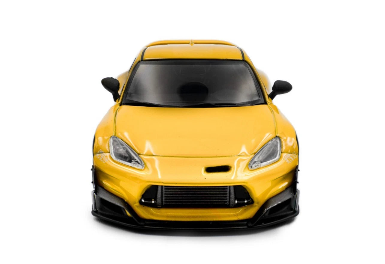SOLIDO 1:43 Diecast, 2022 PANDEM TOYOTA GR86 ROCKET BUNNY, YELLOW - S4315101
