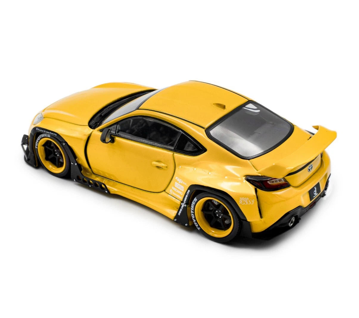 SOLIDO 1:43 Diecast, 2022 PANDEM TOYOTA GR86 ROCKET BUNNY, YELLOW - S4315101