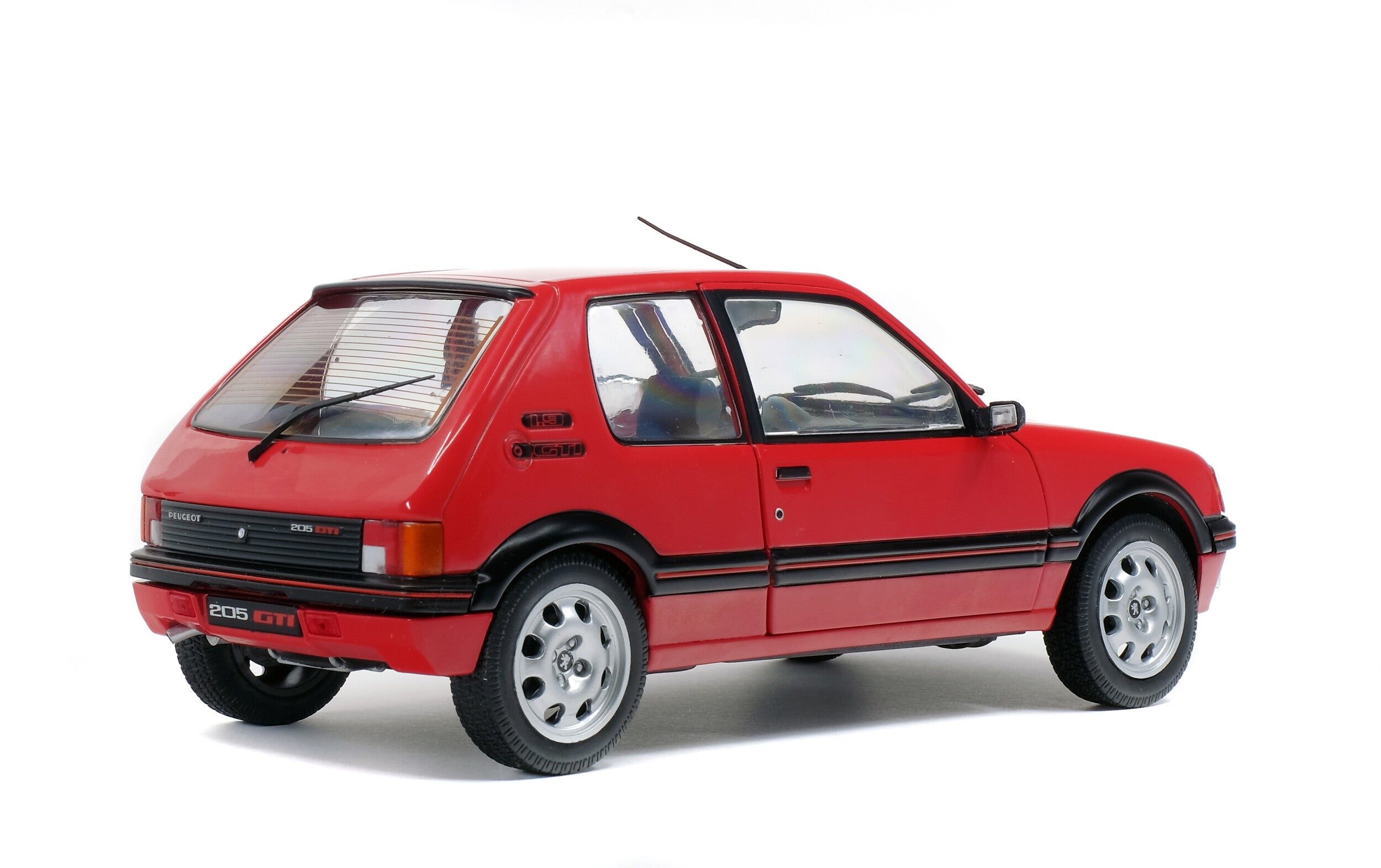 SOLIDO 1:18 Scale Diecast Model Car, 1988 Peugeot 205 1.9 GTi in Red