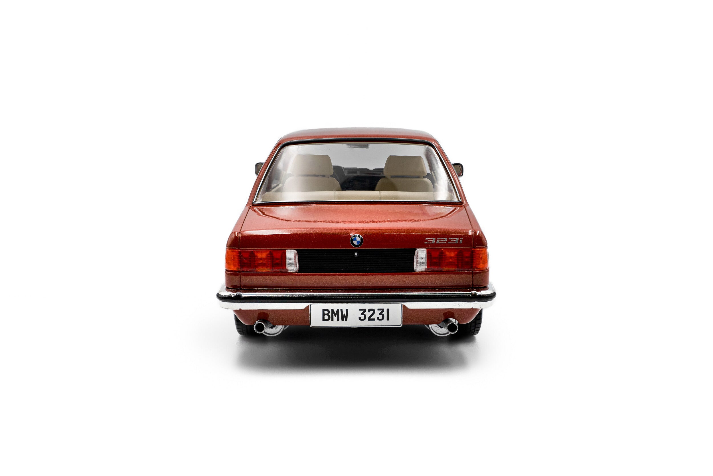 SOLIDO 1:18 Scale Diecast, 1980 BMW 323i – CHESTNUT RED METALLIC - S1812802