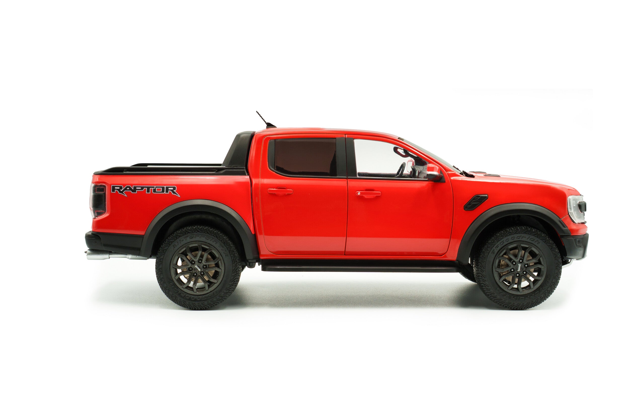 SOLIDO 1:18 Scale - 2024 Ford Ranger Raptor, Orange Raptor - S1813901