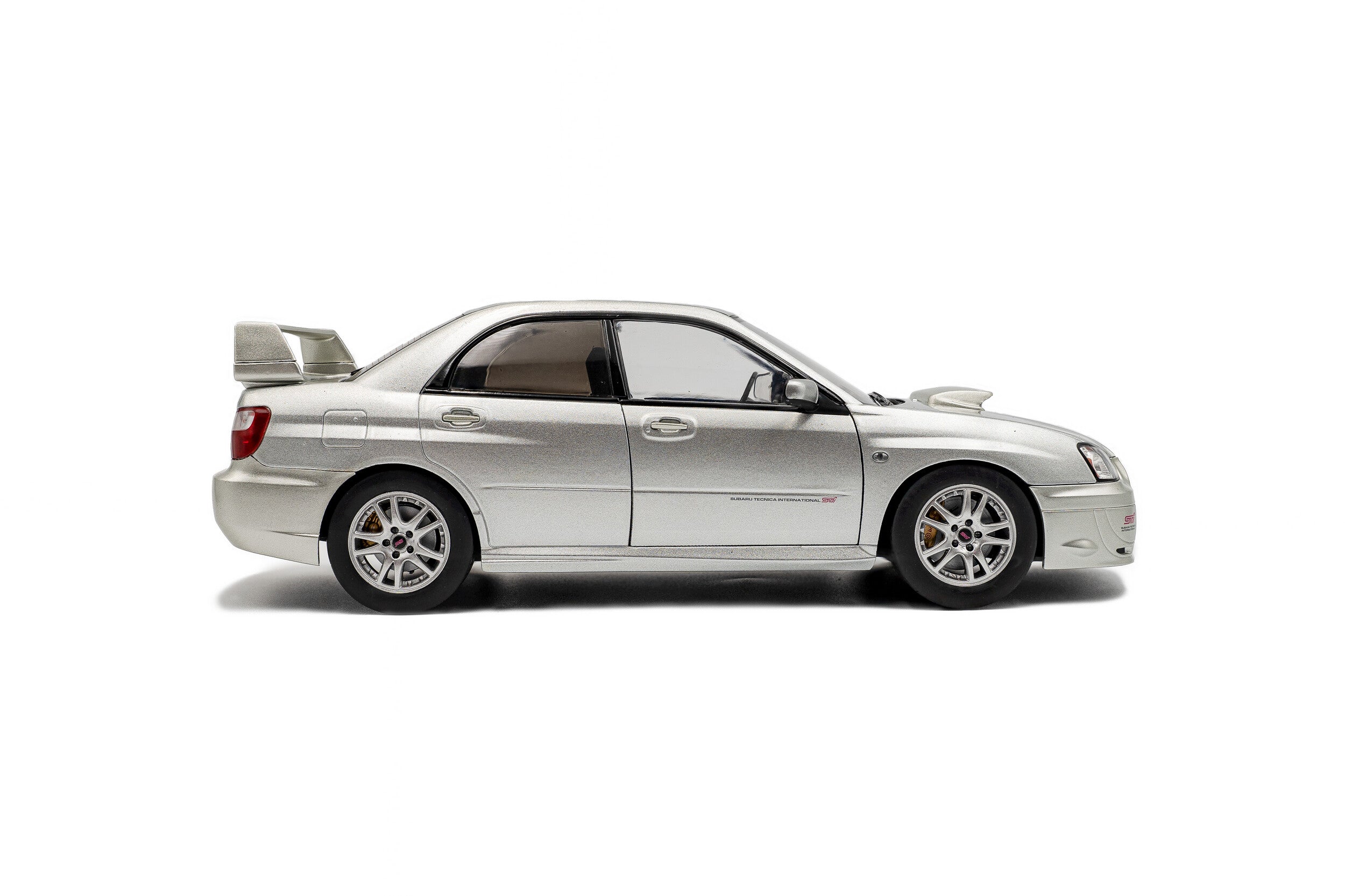 Solido 1:18 Diecast - 2003 Subaru Impreza WRX STi Premium, Silver Effect - S1812303