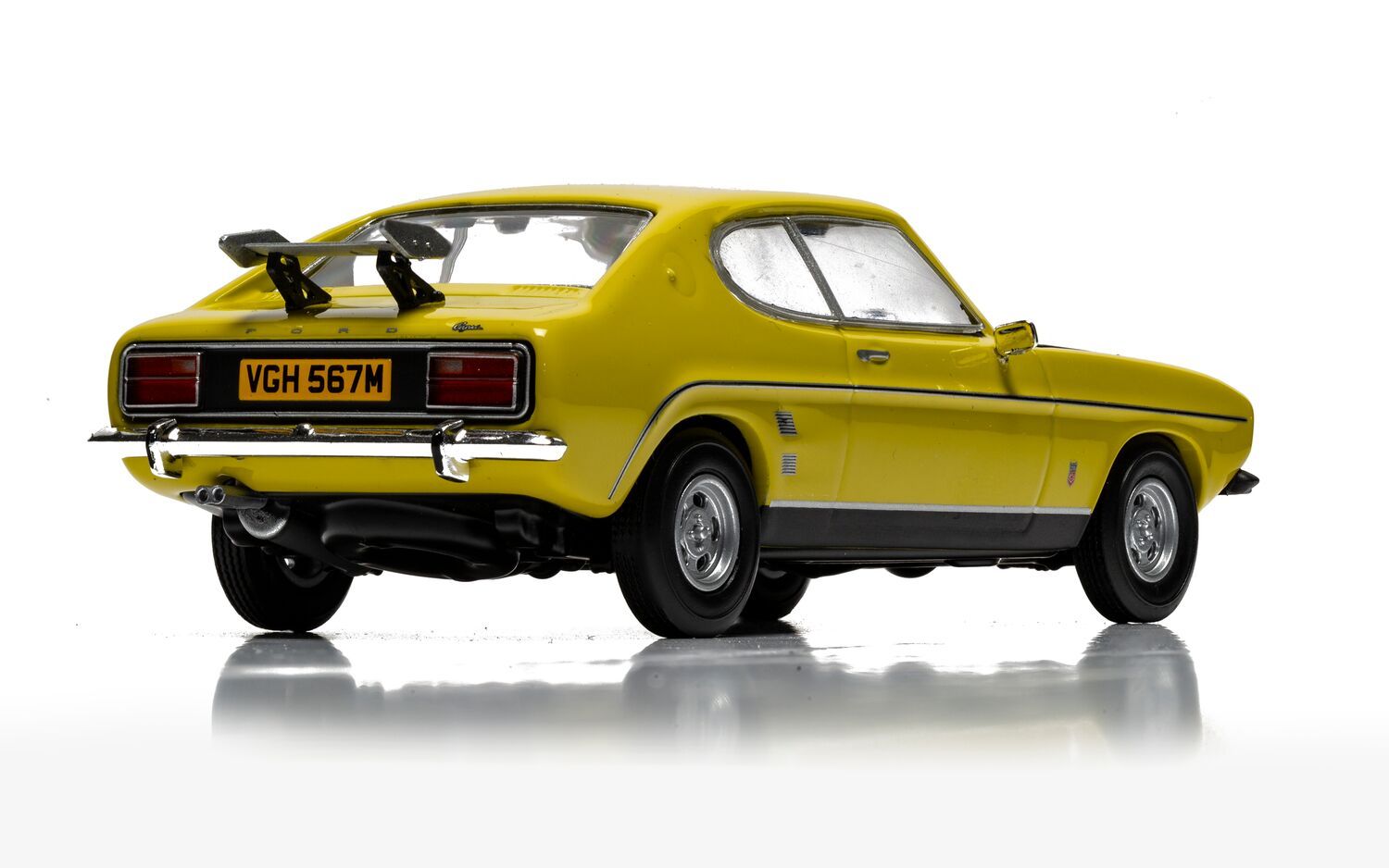 CORGI VANGUARDS 1:43 - Ford Capri Mk1 3.0 GXL - Daytona Yellow (Richard Hammond's The Smallest Cog) - VA13319